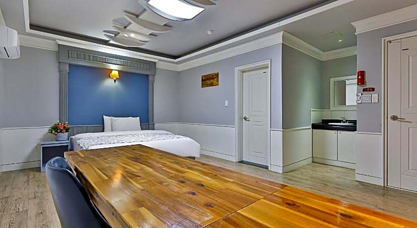 Hiddenhill Bulkuksa Hotel