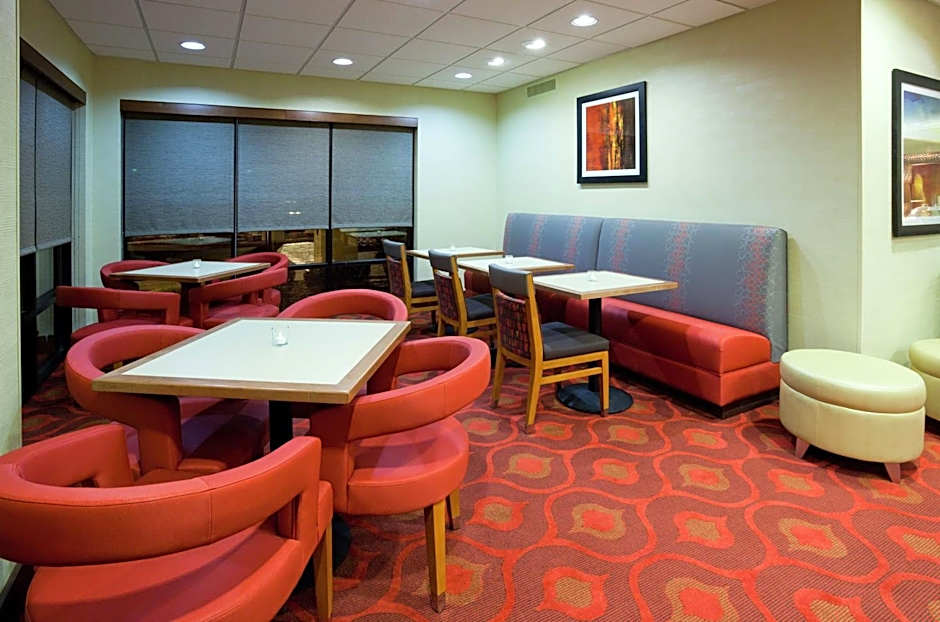 Hampton Inn By Hilton Rockford