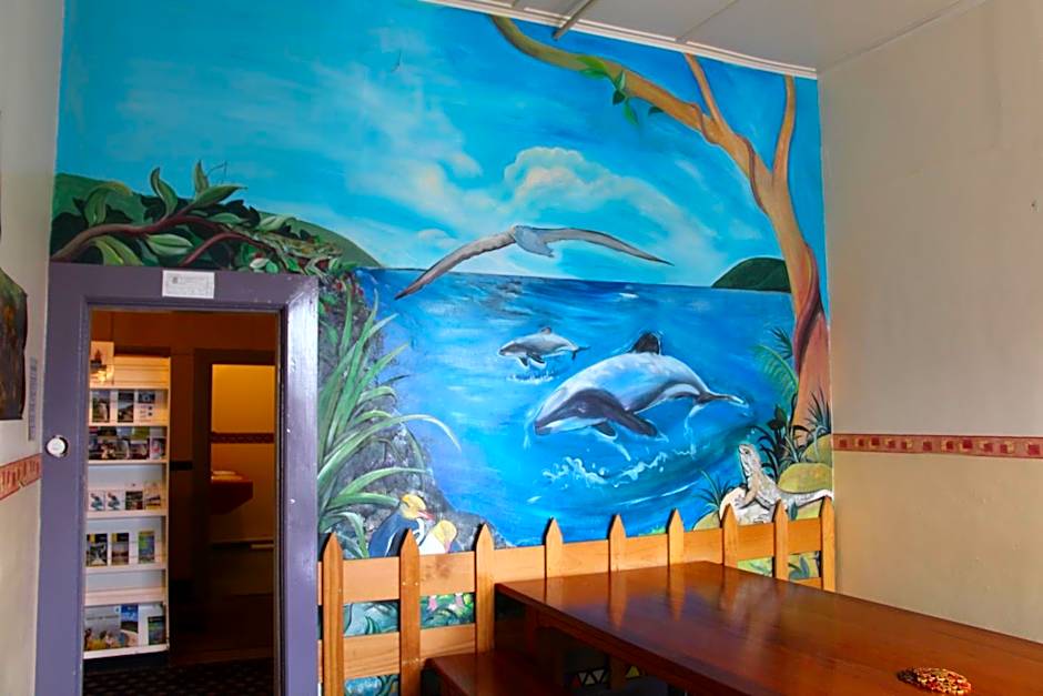 Chalet Backpackers