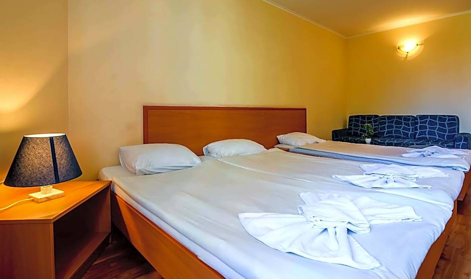 Family Hotel Dalis