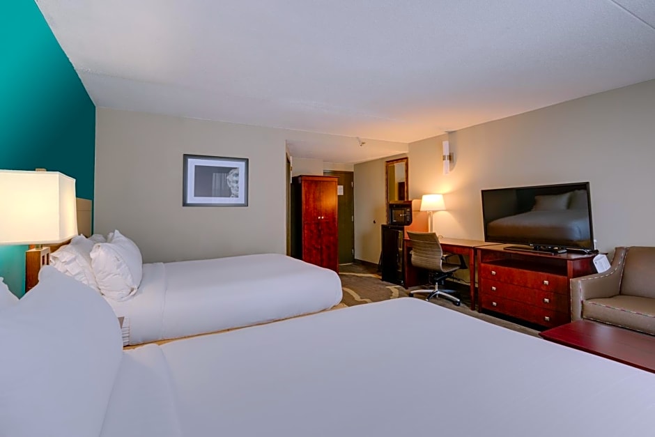 Holiday Inn Express Washington DC East- Andrews AFB