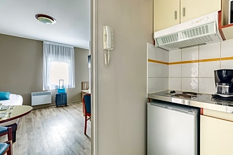 Studio Superior Twin