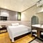 Yifeng Hotel