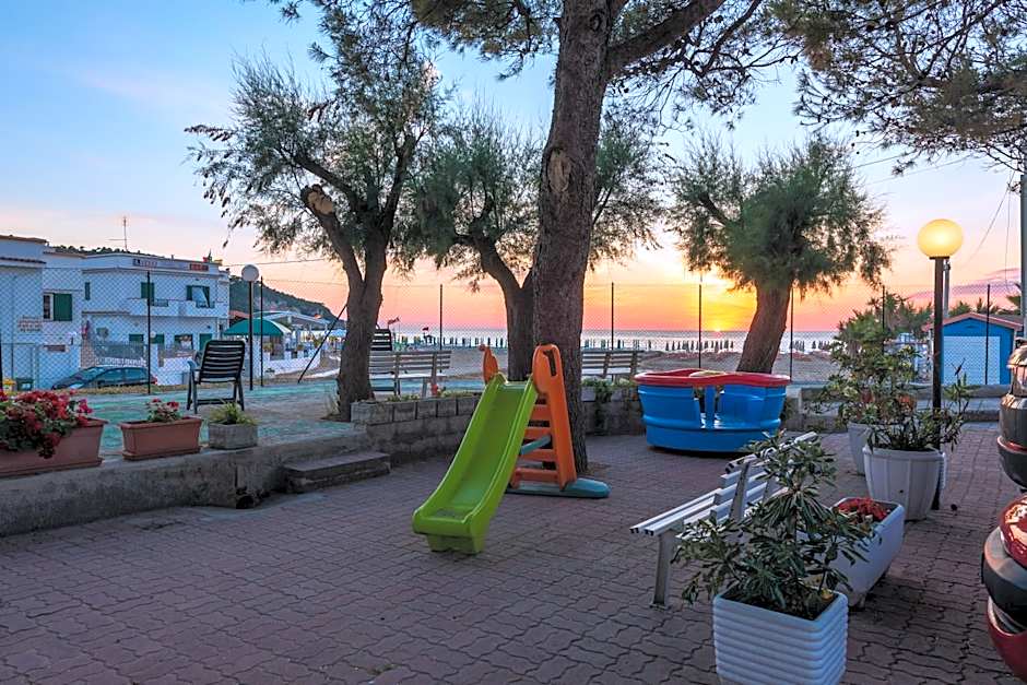 Albergo Villa A Mare