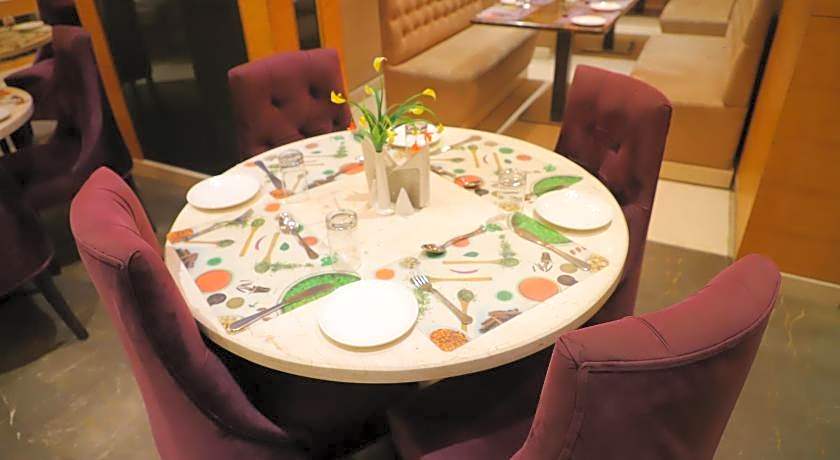 Hotel Maple Grand