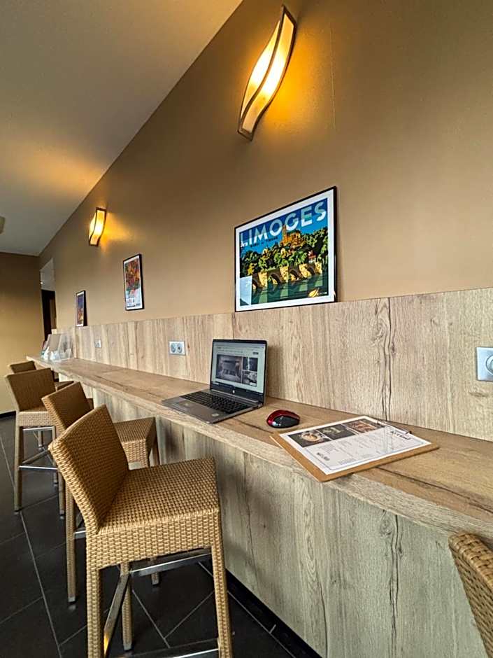 Kyriad Limoges Centre Gare - Atrium