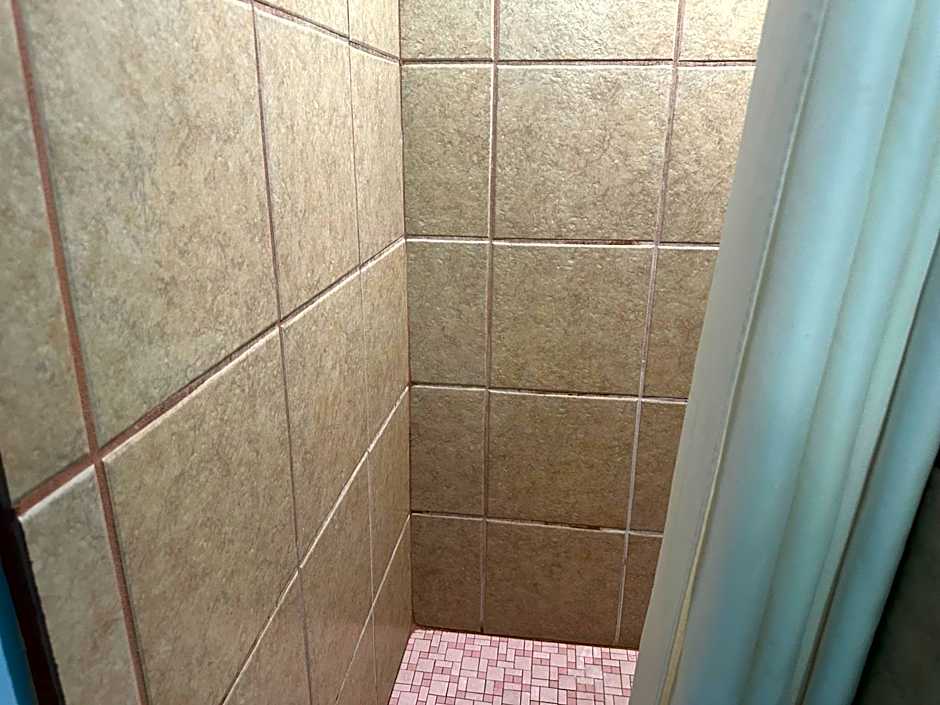 Westgate Manor Motel Austintown & Youngstown OHIO