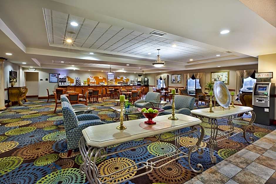 Holiday Inn Express Hotel & Suites - Belleville Area By IHG