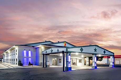 Super 8 by Wyndham Amarillo Central TX