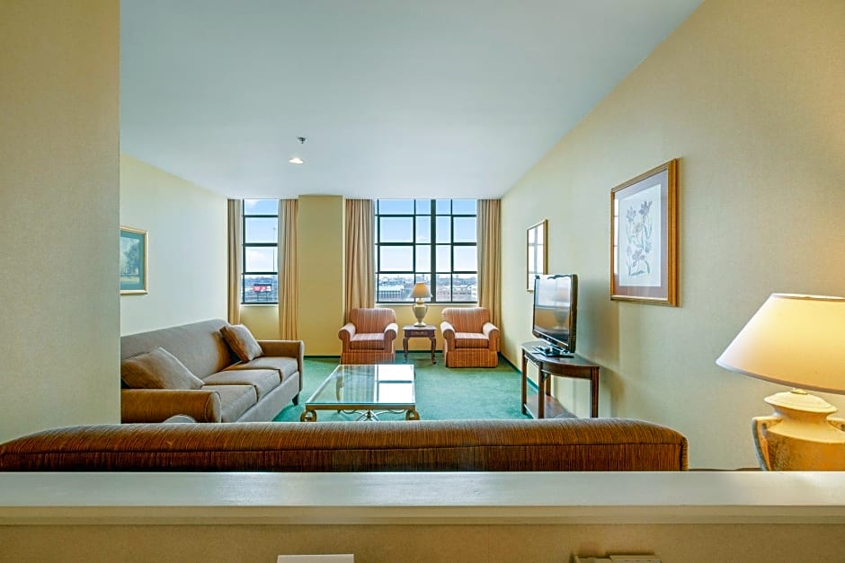 OYO Hotel St Louis Downtown City Center MO