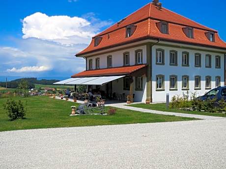 Le Relais du Château Monney