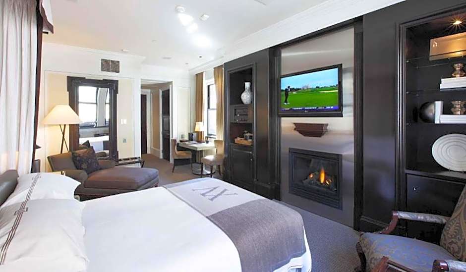 Fifteen Beacon Hotel