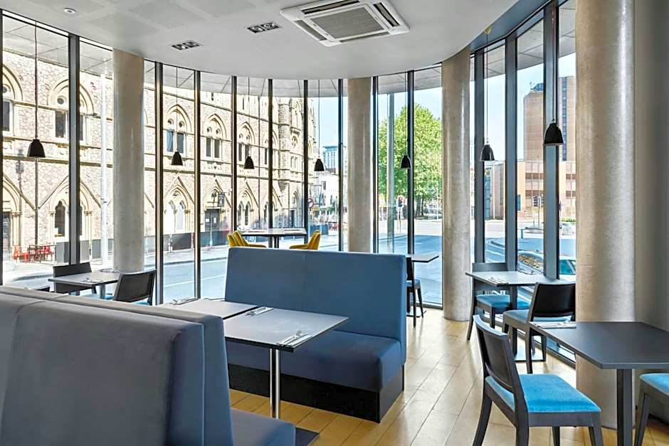 Four Points Flex by Sheraton Cardiff