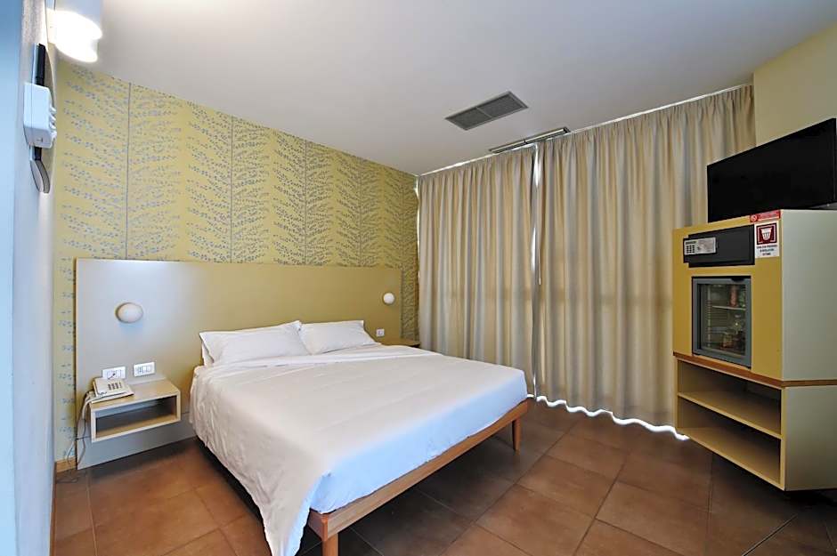 Tati' Hotel