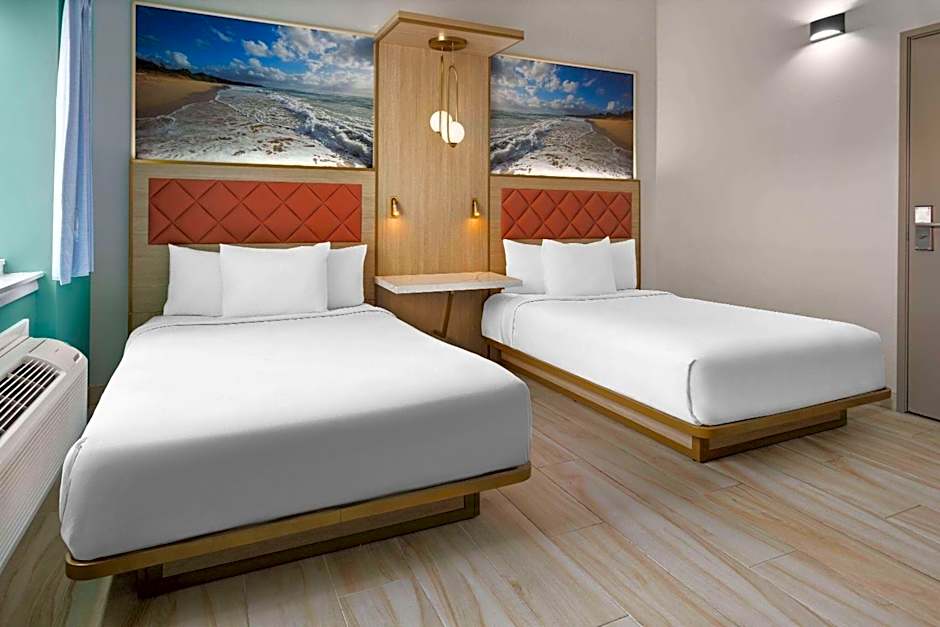 The Vibes Hotel, Trademark Collection by Wyndham