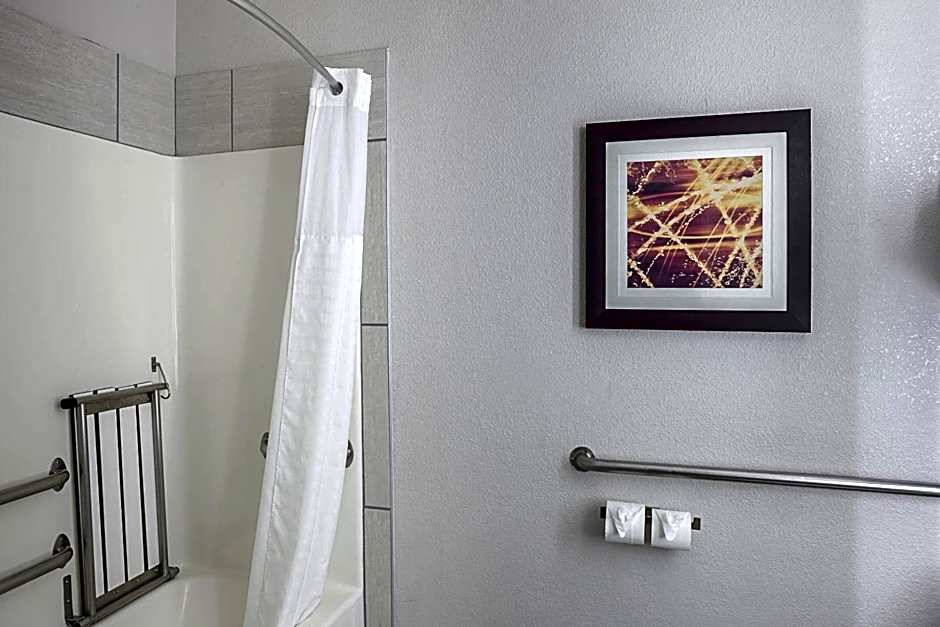 Comfort Suites Lewisville - Dallas