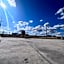 OYO Garden Inn and Suites Pearsall I-35 East