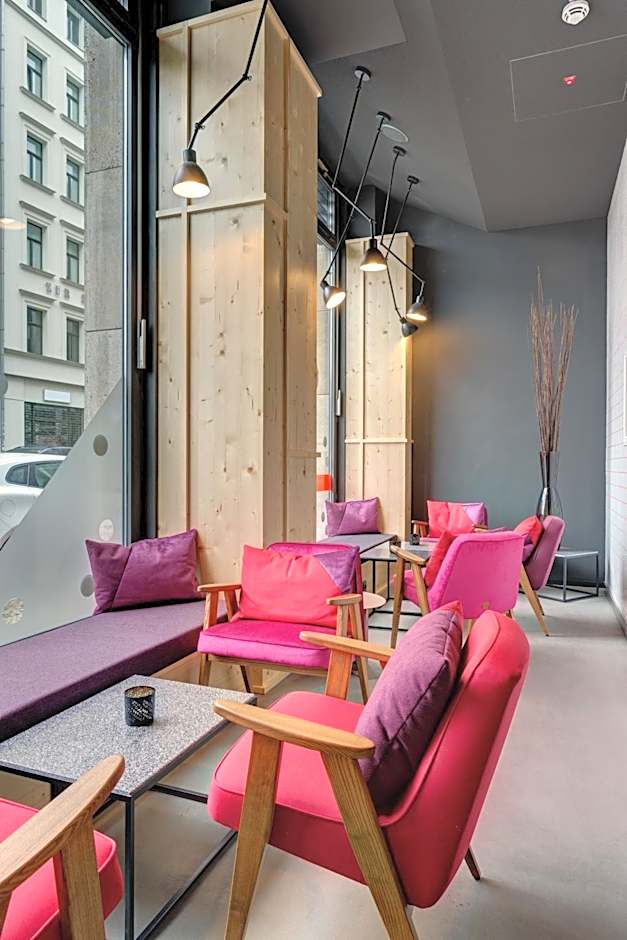 MEININGER Hotel Leipzig Hauptbahnhof