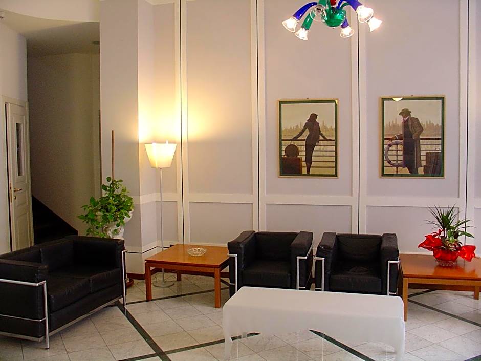 Domus Hotel