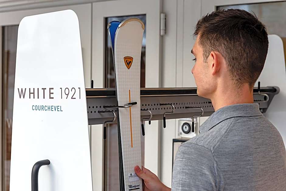 White 1921 Courchevel