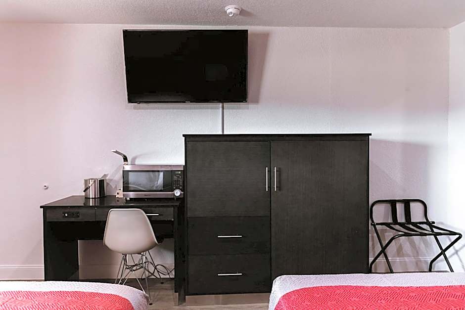 Motel 6 Bellville, OH - Mid-Ohio