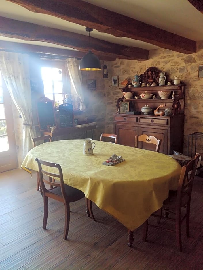 chambres et table d'hôtes du Péré