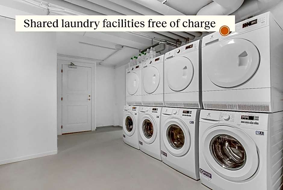 Apēron Apartment Hotel