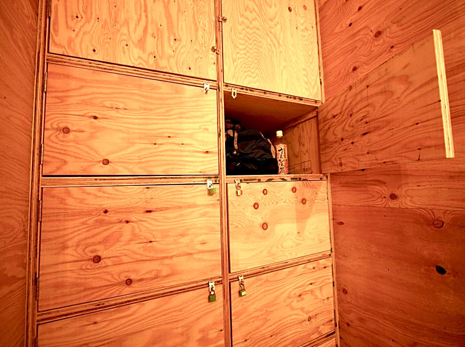 Ishigaki Guesthouse HIVE