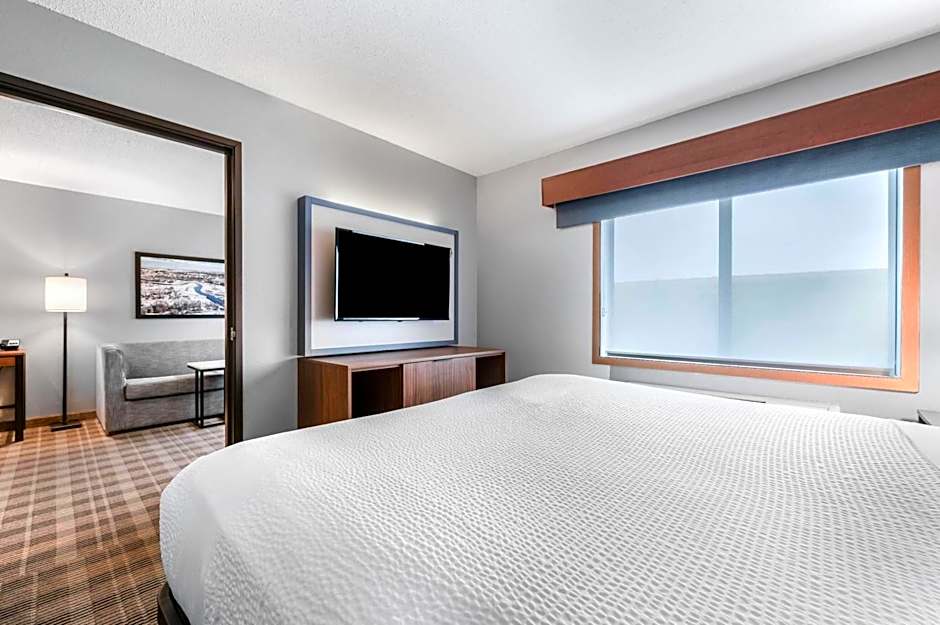 AmericInn by Wyndham Sauk Centre