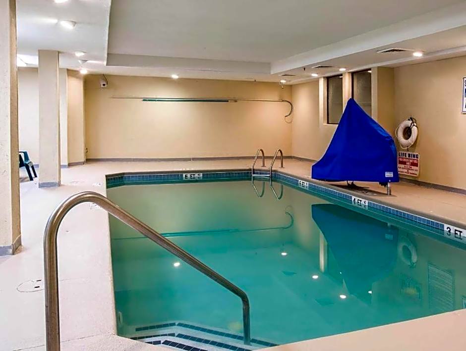 Rodeway Inn Austell Six Flags