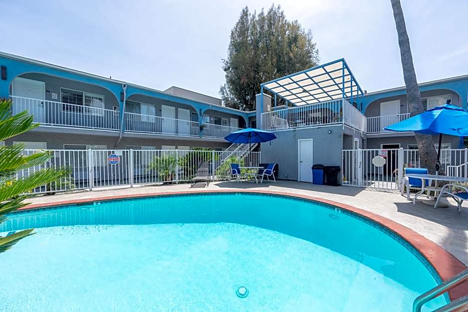 Hollywood City Inn
