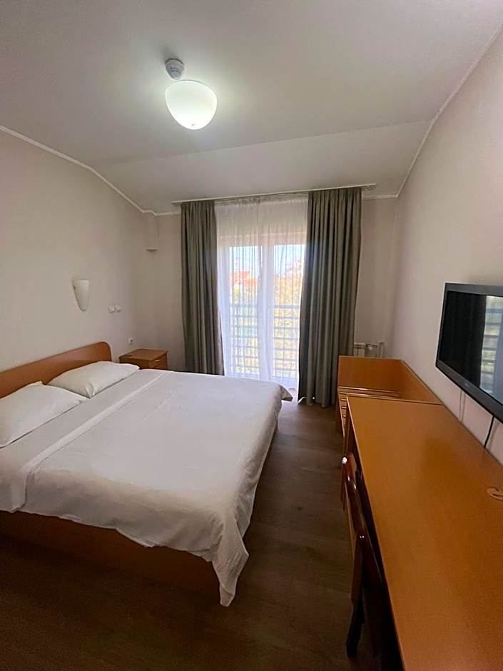 Double Room — 5 fotoğraftan 1. fotoğraf