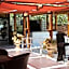 Casa Mia Lodge & Restaurant