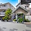 Costa D'Ora Holiday Apartments
