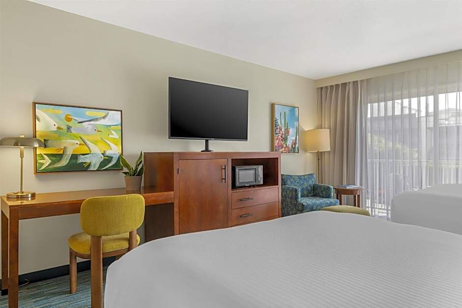 Best Western Plus Beach View Lodge Carlsbad