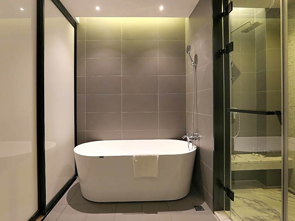 Novotel Deqing