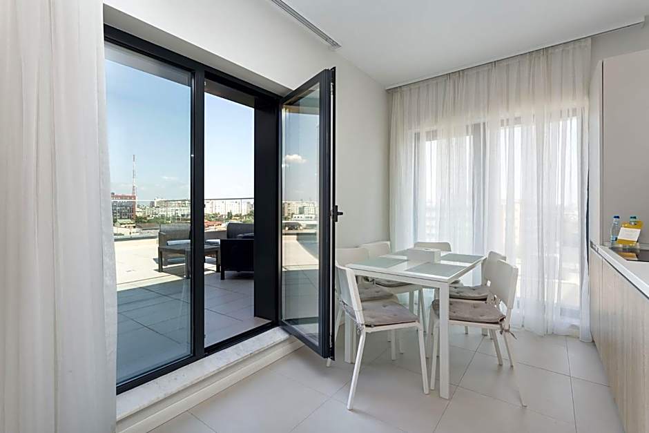 Athina Suites Hotel