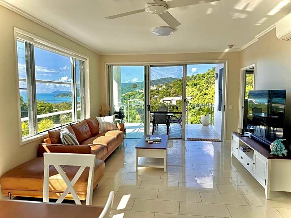 Airlie Summit Apartments