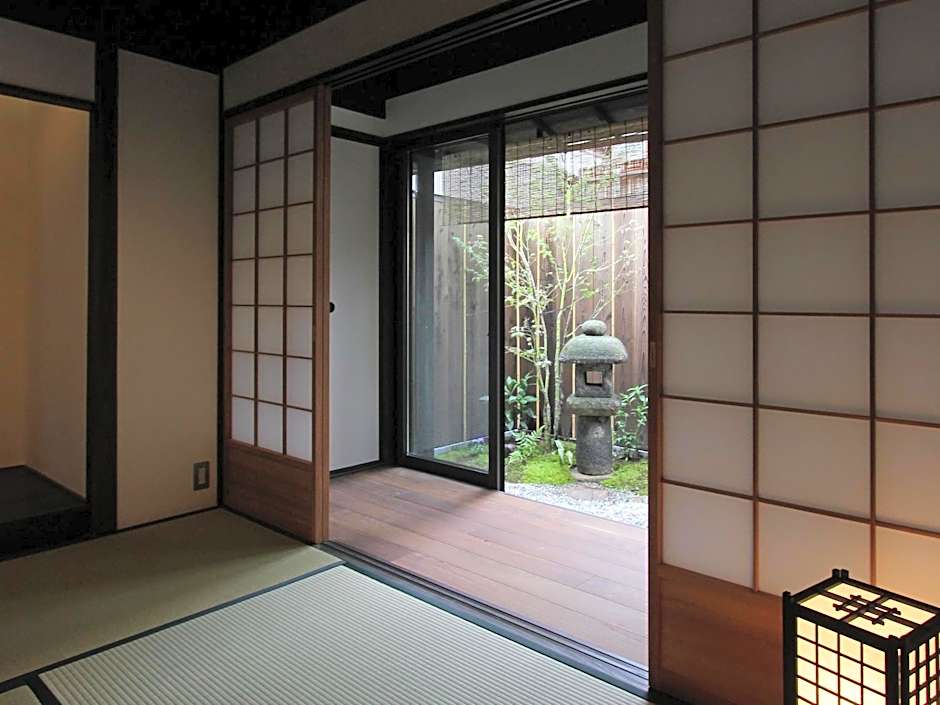 Momohana an Machiya House
