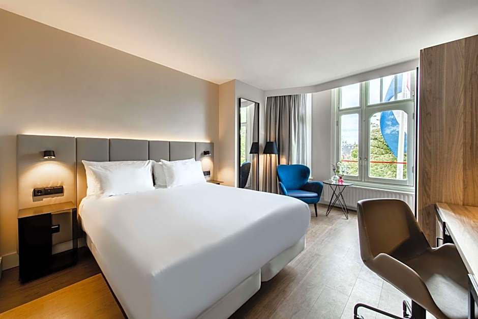 NH Amsterdam Schiller