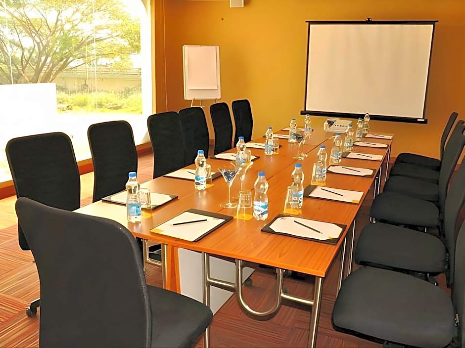 Keys Select by Lemon Tree Hotels, Kochi