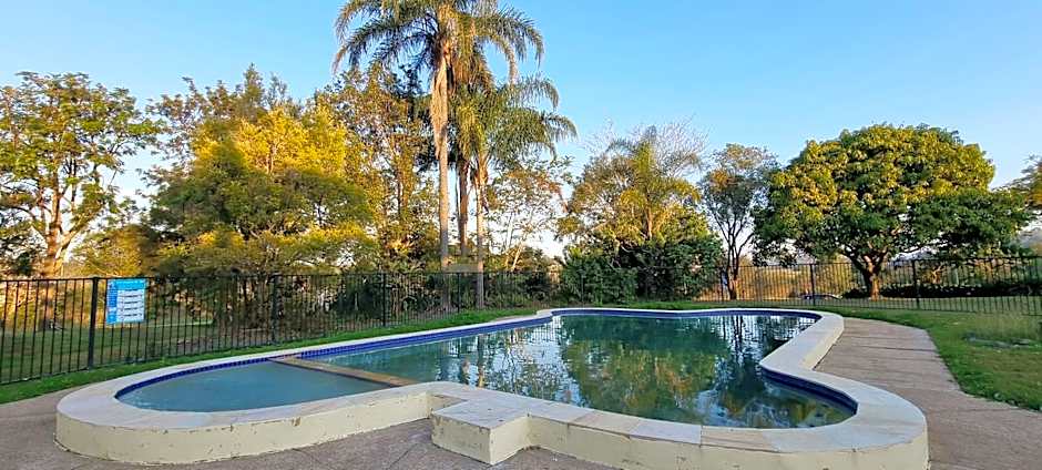 Y Motels Gympie