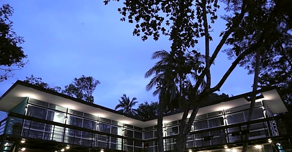 Roxy Sematan Villa & Townhouse