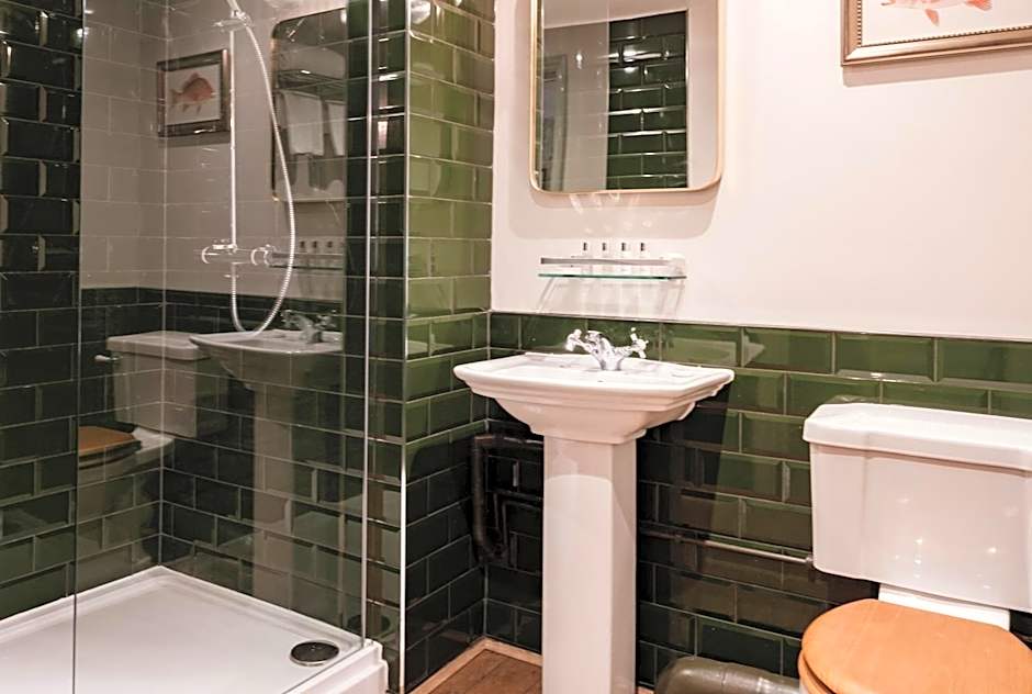 Fisherman's Haunt Hotel