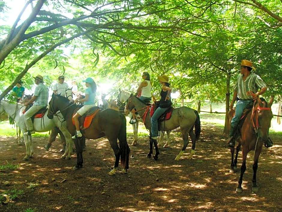 Casa del Sol -Villas Catalinas