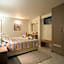 City Life Port Hotel
