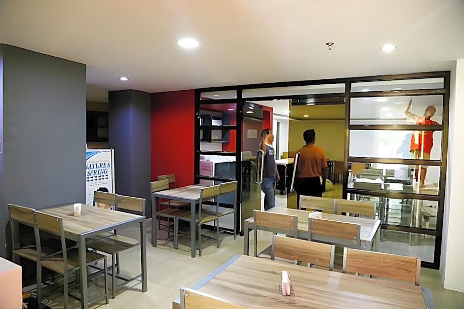 Travelbee Business Inn