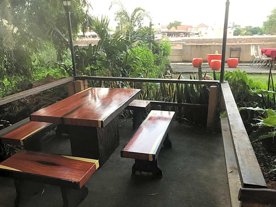 Good View Nan Restaurant & hotel