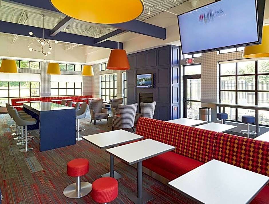 LivINN Hotel St. Paul – I-94 – East 3M Area