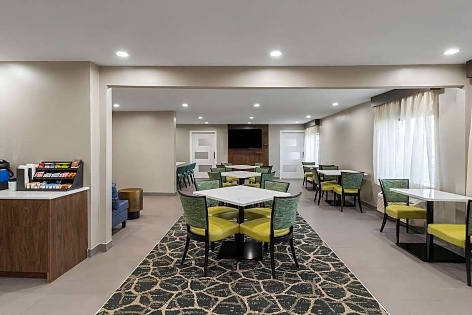Hawthorn Extended Stay by Wyndham Jackson